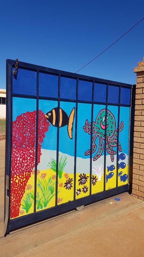 Meekatharra Outback Beach House المظهر الخارجي الصورة